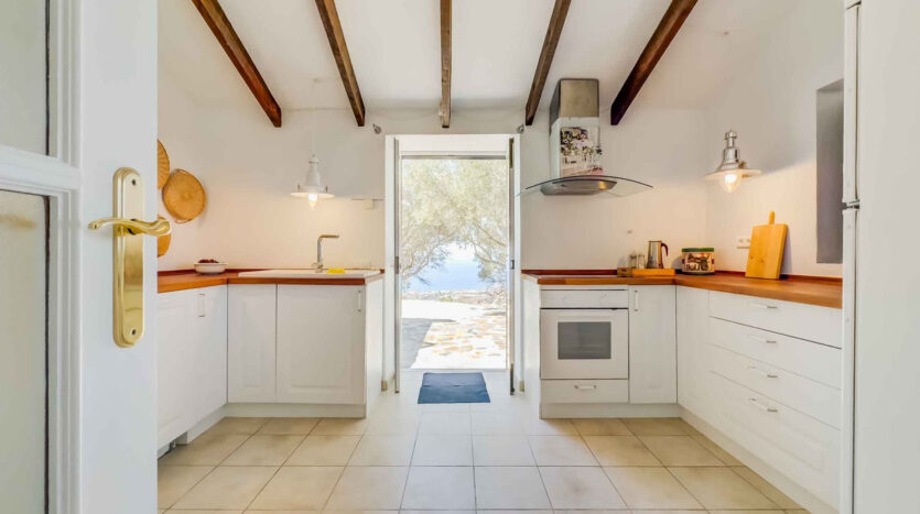 Casa rural en Sayalonga con vistas al mar