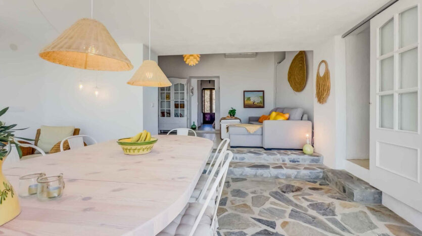 Casa rural en Sayalonga con vistas al mar