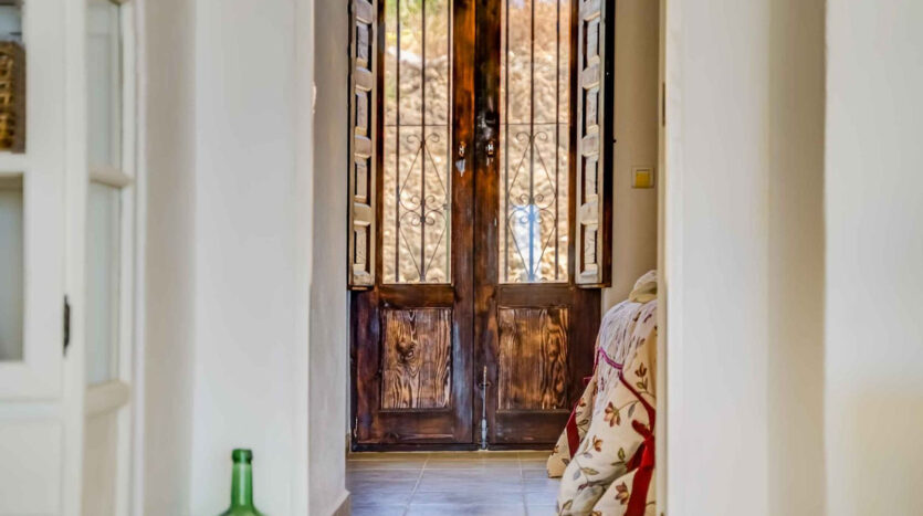 Casa rural en Sayalonga con vistas al mar